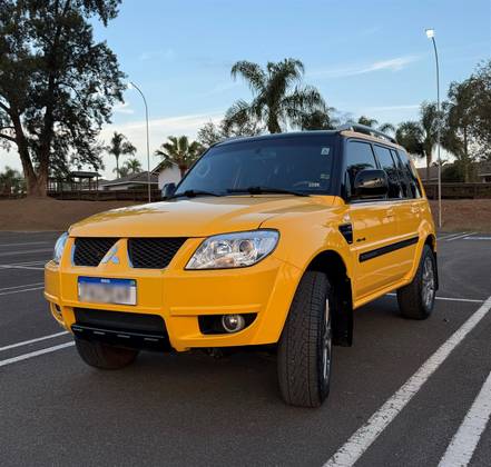 MITSUBISHI PAJERO TR4 2.0 4X4 16V 140CV FLEX 4P AUTOMÁTICO